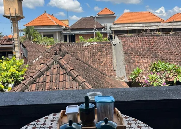 Twowi House *